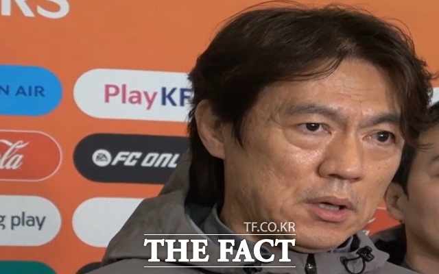 2일 오승혁의 현장은 인천국제공항 2터미널을 찾았다. 홍명보 축구대표팀 감독은 유럽 원정 평가전 2연패에 대해 사과하며 향후 계획을 밝혔다. /인천국제공항=오승혁 기자