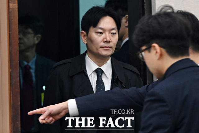 윤석열 정권 정치검찰 조작기소 의혹사건 진상규명 국정조사 특별위원회 전체회의 출석한 박상용 검사.