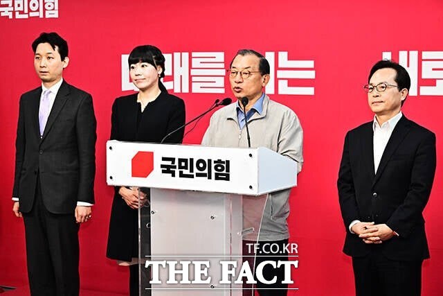 이 전 위원장은 