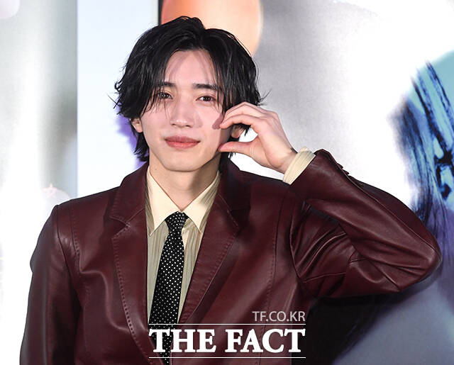 배우 미치에다 슌스케가 3일 오후 서울 용산구 CGV 용산아이파크몰에서 열린 영화 '네가 마지막으로 남긴 노래' 내한 기자간담회에 참석해 포즈를 취하고 있다. /박상민 기자