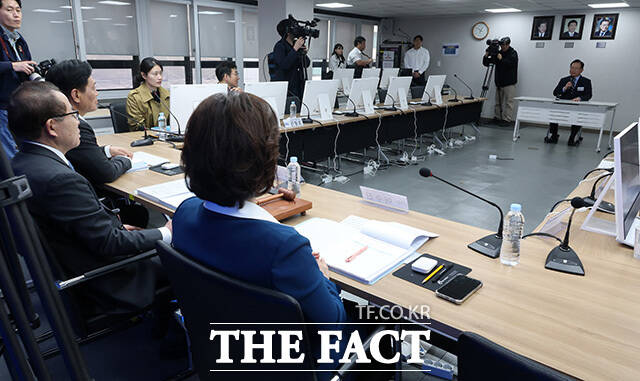 이날 공천 심사 면접에 참석한 김부겸 전 총리가 포부를 밝히고 있다. /송호영 기자