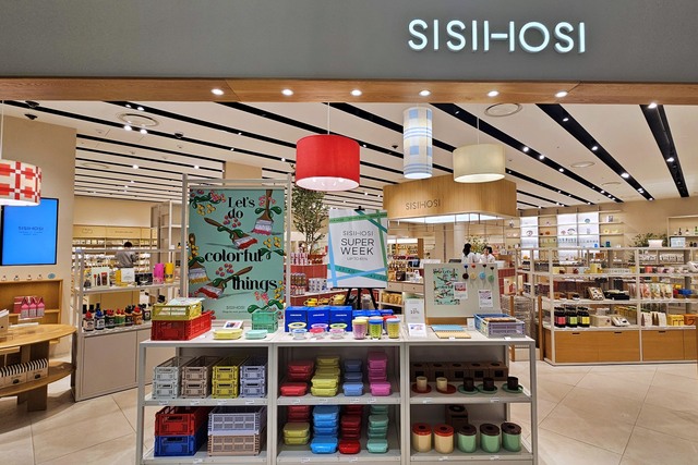 롯데백화점이 운영하는 라이프스타일 큐레이션숍 '시시호시'가 브랜드 론칭 이후 첫 번째 대규모 정기 세일 '시시호시 슈퍼 위크'를 3일부터 12일까지 진행한다. /롯데백화점