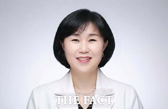 우석대 전임교원으로 임용된 권춘혜 건양사이버대학교 동문. /건양사이버대