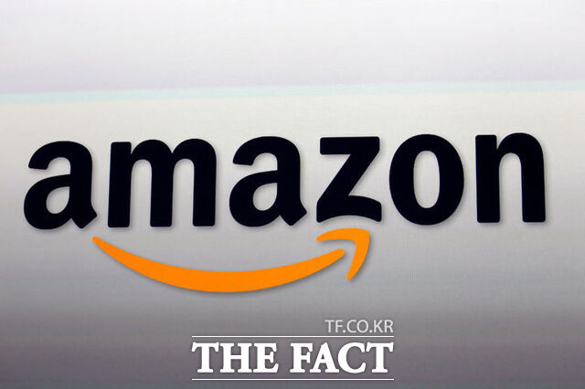 중동 전쟁 사태가 장기화하는 가운데 미국 아마존이 물류비 부담을 이유로 유류 할증료를 도입하기로 했다. /AP. 뉴시스