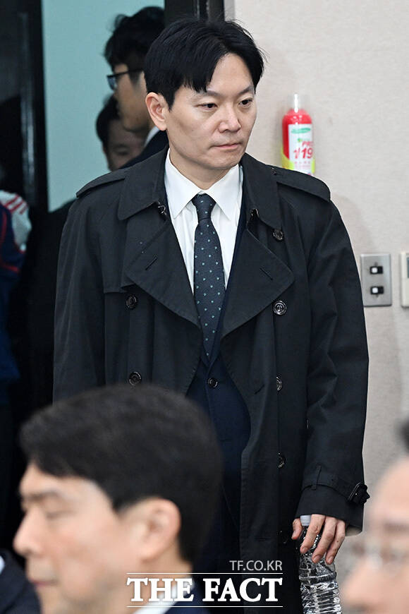 윤석열 정권 정치검찰 조작기소 의혹사건 진상규명 국정조사 특별위원회 전체회의 출석한 박상용 검사.