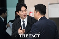  '증인 출석은 오후' 국조특위서 발길 돌린 박상용 검사 [TF사진관]