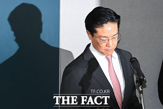 전인석 삼천당제약 대표가 6일 오후 서울 서초구 삼천당제약 본사에서 기자간담회를 열고 인사말을 하고 있다. /박헌우 기자