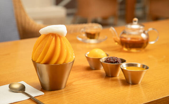 제주신라호텔은 여름철 애플망고 빙수 시즌에 앞서 '쁘띠 애플망고 빙수'를 한 달 앞서 출시했다. /제주신라호텔