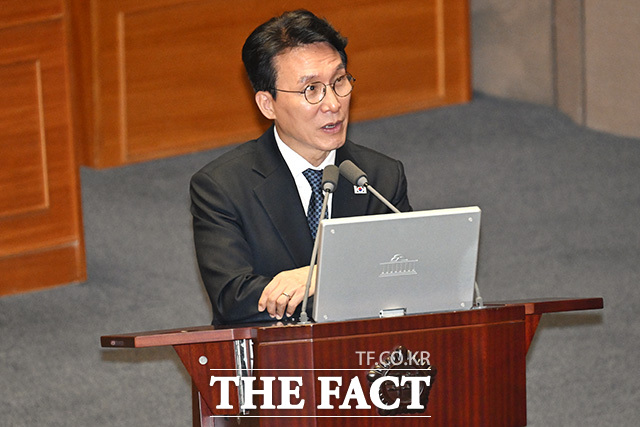 경제 분야 대정부 질문에 출석한 김민석 총리.