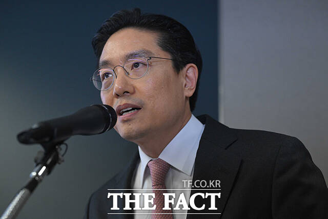 전인석 삼천당제약 대표가 6일 오후 서울 서초구 삼천당제약 본사에서 기자간담회를 열고 인사말을 하고 있다. /박헌우 기자