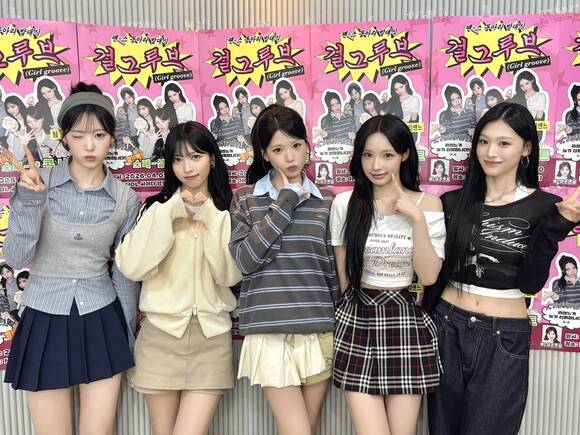 그룹 리센느의 리브 제나 메이 원이 미나미(왼쪽부터)가 5일 오후 7시 30분 서울 NOL 씨어터 합정 동양생명홀에서 스페셜 콘서트 'Girl groove'를 개최하고 관객과 만났다./더뮤즈엔터테인먼트