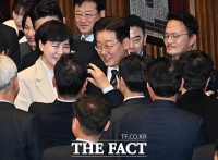  與, '대통령 활용 금지' 지침에 내부 반발…선거개입 vs 홍보전략