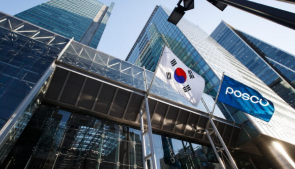 포스코가 본격적인 AX전환을 위해 로봇 자동화 기업 '브릴스'에 투자한다. /포스코그룹