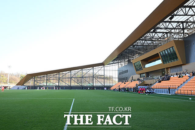 KFA 스타디움 경기장.