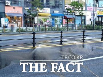 경기 구리시 도로 자동 청소시스템이 가동되고 있는 모습. /구리시