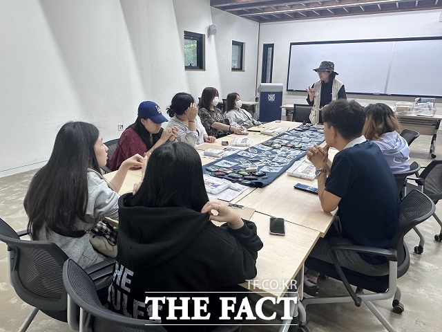 지난해 꿈날개 달기 멘토링 모습 /안양시