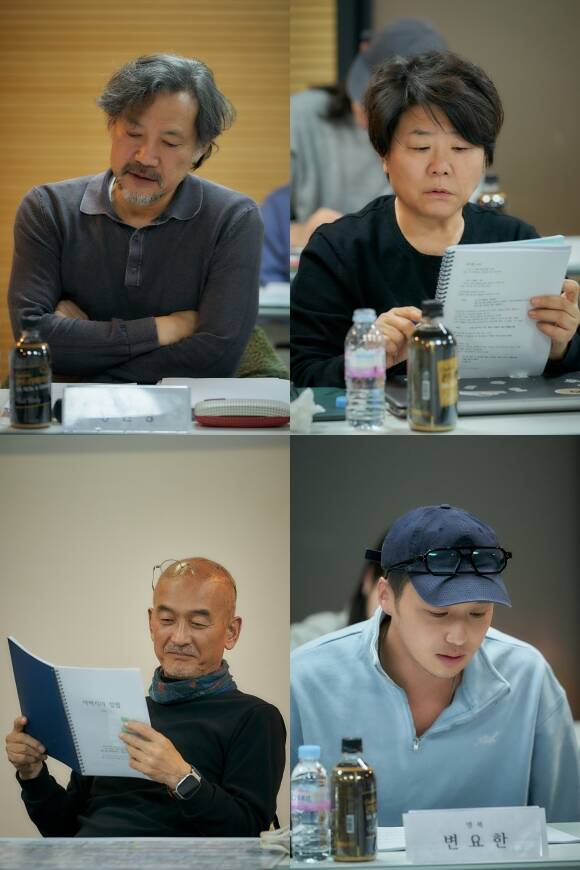 배우 정진영 이정은 변요한, 이준익 감독(왼쪽 위부터 시계 방향)이 힘을 모은 숏드라마 '아버지의 집밥'이 올해 하반기 공개된다. /레진스낵