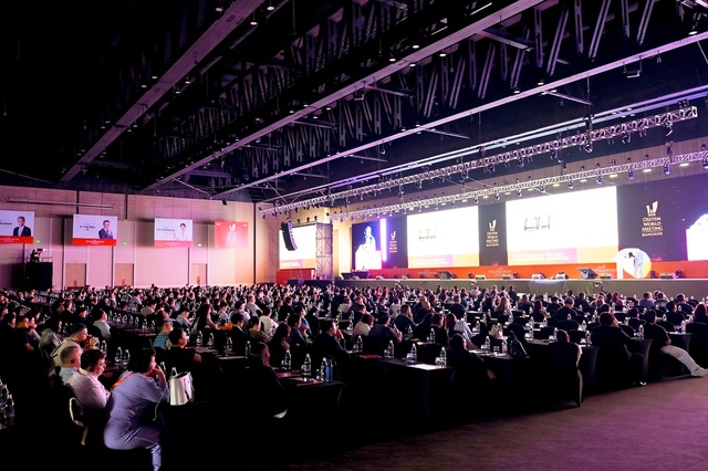 오스템임플란트가 주최하는 글로벌 학술 심포지엄 '오스템월드미팅'이 지난달 27~28일 태국 방콕에서 40개국, 1200여 명의 치과의사 및 관계자들이 참석한 가운데 개최됐다. /오스템임플란트