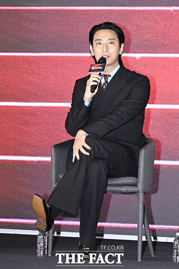 배우 주지훈이 '클라이맥스'에서 함께 호흡을 맞춘 하지원과 최근 함께 예능 나들이에 나선 김남길 윤경호 등을 언급했다. /송호영 기자