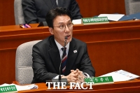  예결위서 '추경 공방'...이틀간 26조 '전쟁 추경' 심사 [TF사진관]