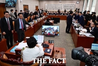  고성 주고받는 조작기소 국조특위...'국힘은 퇴장' [TF사진관]