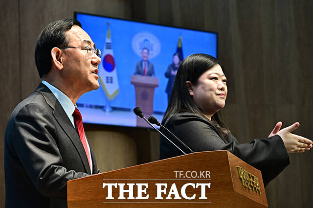 주호영 국회부의장이 8일 오전 서울 여의도 국회 소통관에서 열린 기자회견에 참석해 발언을 하고 있다. /국회=배정한 기자