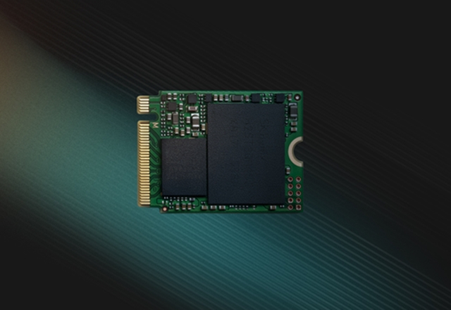 SK하이닉스는 321단 QLC 낸드플래시 기반 SSD 제품인 'PQC21'의 개발을 완료해 이를 델 테크놀로지스에 공급한다고 8일 밝혔다. /SK하이닉스