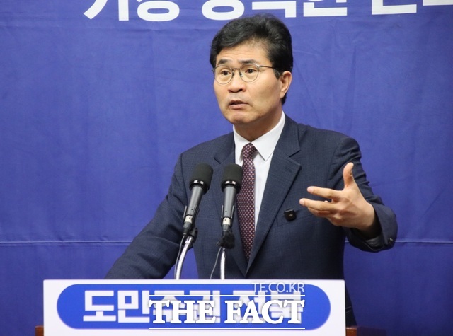 강준현 더불어민주당 수석대변인은 8일 최근 술·식사비 대납 의혹이 제기된 이원택 전북도지사 예비후보와 관련해