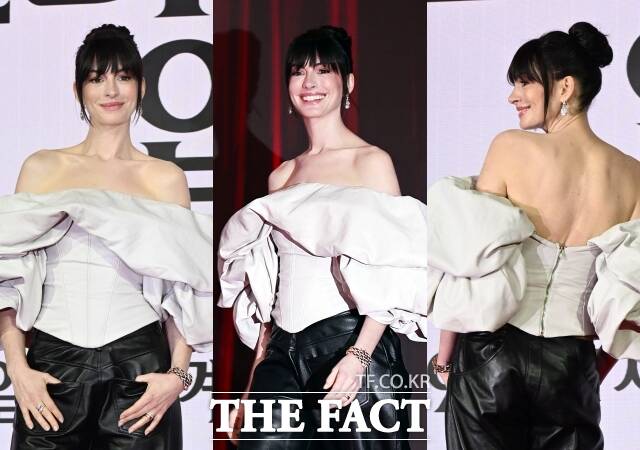 할리우드 배우 앤 해서웨이가 8일 서울 광화문 포시즌스 호텔 서울에서 열린 영화 '악마는 프라다를 입는다2' 내한 기자간담회에 참석하며 손인사를 하고 있다. /이새롬 기자