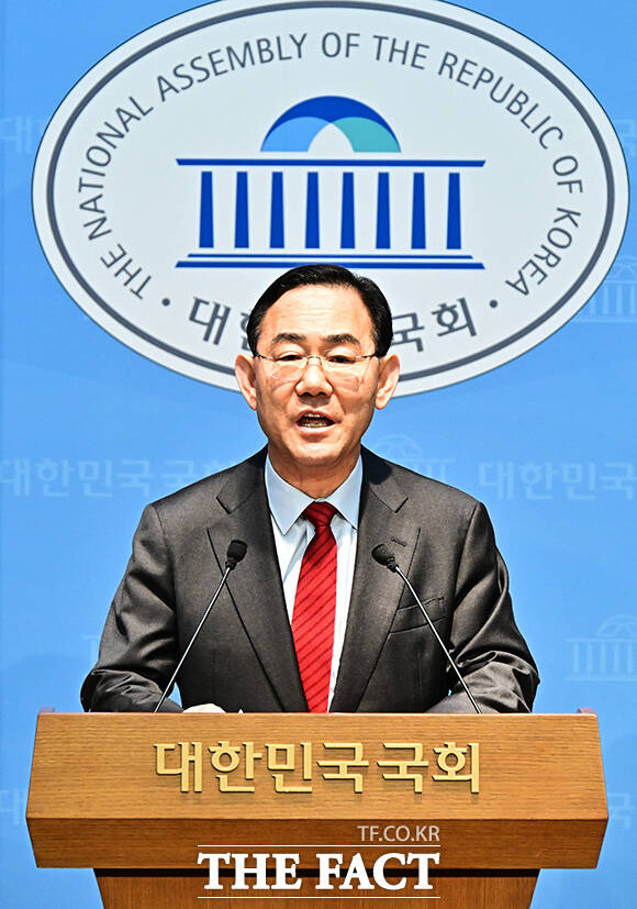 주 의원이 거취 결정을 유보하면서 '연대설'이 거론됐던 한동훈 전 대표의 원내 진입 시나리오도 안갯속으로 빠져들고 있다. /배정한 기자