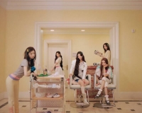  아일릿, 하루의 시작을 준비하는 순간들