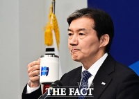  조국, 김부겸과 통화…