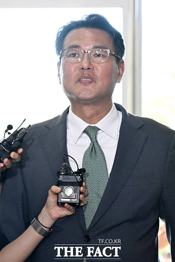 직권남용 권리행사 방해 혐의를 받는 김태효 국가안보실 1차장이 7월 11일 오후 서울 서초구 순직해병특검 사무실로 조사를 받기 위해 이동하고 있다. /납용희 기자