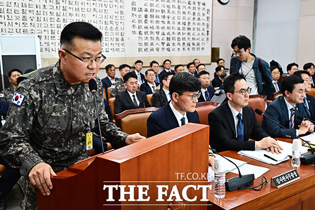 서해 공무원 피격 사건에 대한 질의에 답변하는 김성구 육군 수도화기계보병사단장.
