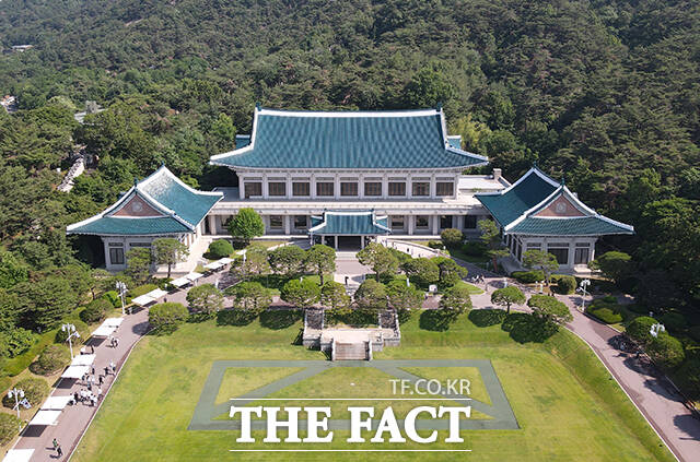 청와대는 10일 추가경정예산안 통과에