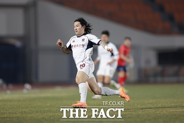 광주 공격의 '핵' 신창무./K리그