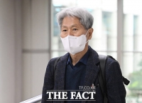  '윤석열 대통령 명예훼손 허위보도 의혹' 신학림 법원 출석 [TF사진관]