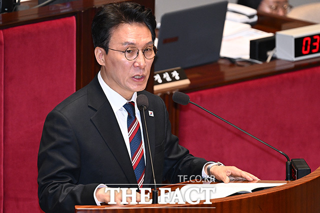 정부는 11일 오전 김민석 국무총리 주재로 정부서울청사에서 임시 국무회의를 열고 전날 국회를 통과한 추경안을 심의·의결했다. 김 총리가 지난 7일 예산결산특별위원회 전체회의에 참석해 발언하고 있다. /남용희 기자