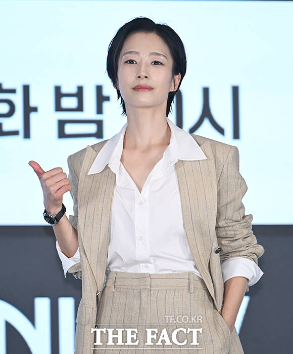 배우 곽선영이 13일 오후 서울 구로구 신도림 더세인트 그랜드 볼룸에서 열린 ENA 새 월화드라마 '허수아비' 제작발표회에 참석해 포즈를 취하고 있다. /박헌우 기자