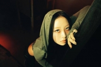  이브, 매혹적 눈맞춤…'NAIL'로 표현한 감각