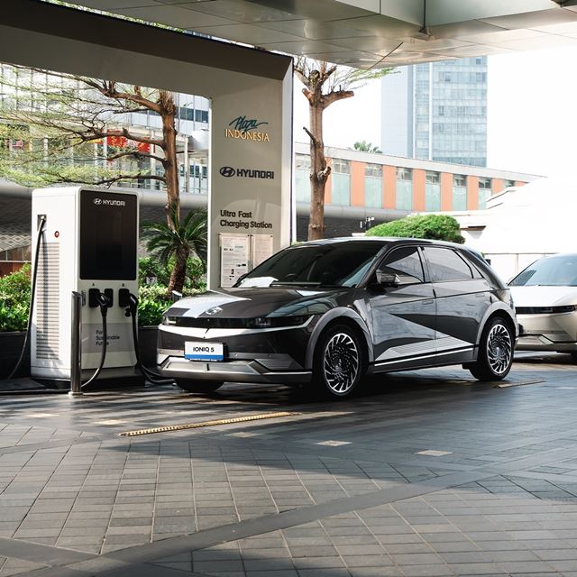 기후에너지환경부와 한국전력은 봄가을 낮시간대 요금 50% 할인 내용을 담은 '계절·시간대별 전기요금 개편안'을 오는 16일부터 시행한다. /현대차