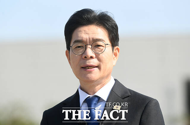 정원오 더불어민주당 서울시장 후보가 14일 오전 서울 용산구 국립중앙박물관 거울못 앞에서 문화관광 관련 공약 발표를 하고 있다. /박상민 기자