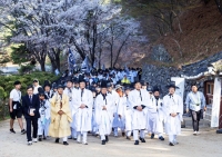  '270km 700리 걷기 완주'…'퇴계 마지막 귀향길' 안동서 대단원