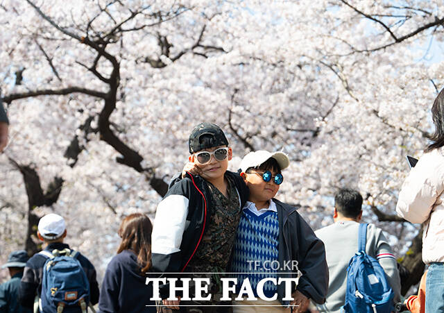 서울시는 '서울아이 동행 UP 프로젝트' 4대 분야로 △내 집 근처 아이동행UP △틈새·밀착 아이동행UP △배움 더하기 아이동행 UP △몸·마음건강 아이동행UP을 추진한다. /박헌우 기자