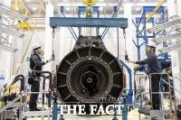  대한항공, 통합 앞두고 정비·운항 훈련에 만전…핵심시설 가보니 [TF 현장]