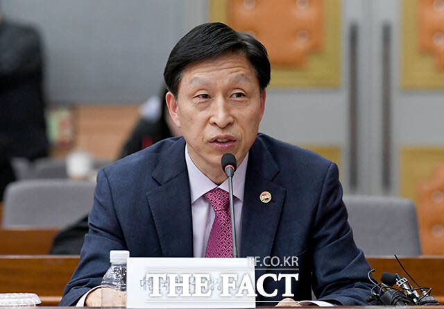 발언하는 조동두 대한민국 시장·군수·구청장협의회장 사무총장.