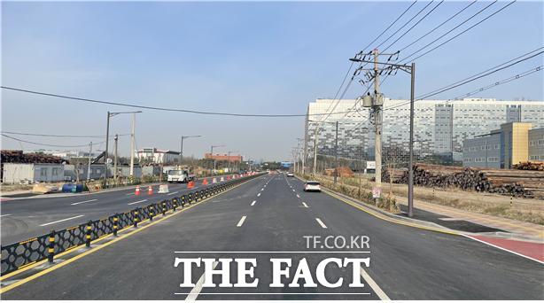 오는 20일 개통하는 중봉대로와 봉수대로를 연결하는 청라 IHP 진입도로 /인천시