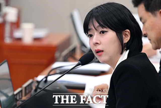 국민의힘 서울 지역 지방선거 출마자들이 17일 배현진 의원이 이끄는 서울시당 공천관리위원회의 공천 전반에 문제를 제기하며 중앙당 차원의 대응을 촉구헀다./남용희 기자