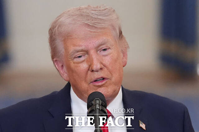 도널드 트럼프 미국 대통령이 지난 1일(현지시간) 워싱턴DC 백악관에서 이란 전쟁과 관련한 대국민 연설을 하고 있다. /워싱턴=AP.뉴시스