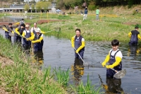  '글로벌 봉사의 날' 연 HD건설기계, 임직원들과 환경보전 활동